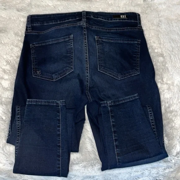 Kut from the Kloth Blue Denim Jeans.  Size 6. - Picture 3 of 8